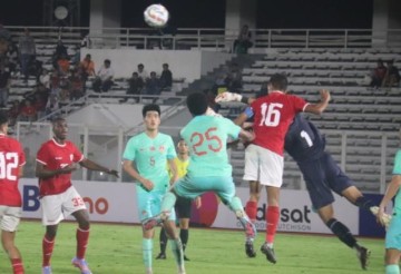 积分兑换奖励-久尔杰维奇：现在处于组队初期 需要多观察球员